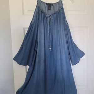 Blue Jean cold shoulder dress. Size Lg. 36" long